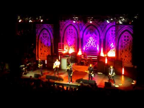 Dropkick Murphys, "Badlands" (Bruce Springsteen cover, Live at Boston House of Blues 2009) video thumbnail