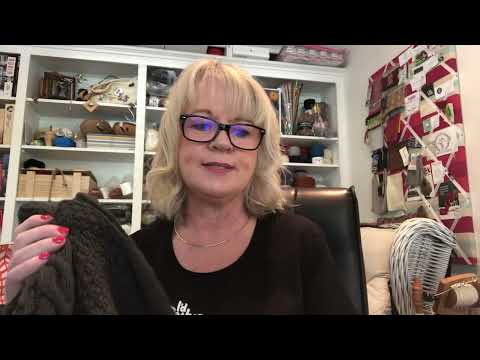 KNITTING PODCAST EP. 12 Unwind and knit with me. All about knitting and yarn from New Zealand