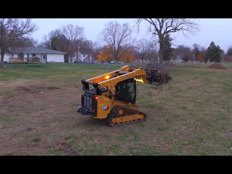 Cat® Skeleton Grapple Bucket Overview