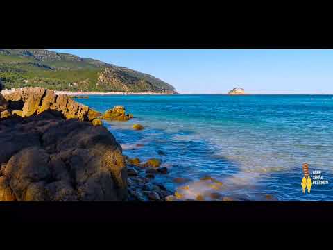 Praia do Portinho da Arrábida.