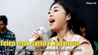Download lagu Sebuah janji - Evie tamala  - Cipt.Evie tamala /Imam s arifin - cover Riska renata - LDS Musik mp3