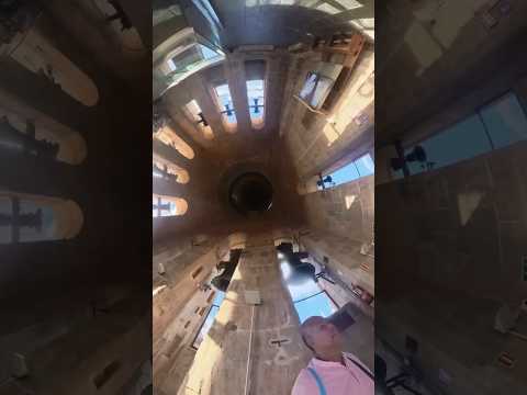 EL IMPRESIONANYE CAMPANARIO DE LA CATEDRAL DE SALAMANCA