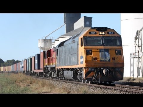 Freight Trains Around Mallala, South Australia - Australian Trains