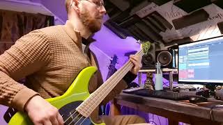 Video thumbnail for Bass Tone Comparison: Dingwall NG3 vs Ibanez BTB605 by KYRO