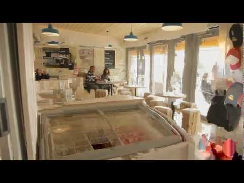 Barefoot Cafe at Yellowave Beach Sports, Brighton