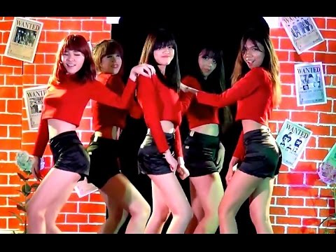 "Extra" cover "Up&Down(EXID)+Some(Soyou&JunggiGo)+ตื๊ด(กระแต อาร์สยาม) @ "BSRU Cover Dance Season2"