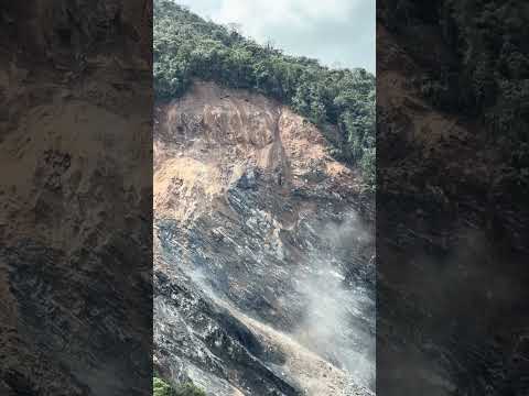 Derrumbe en el municipio de El Calvario Meta 20/11/2025