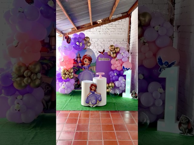 Vídeo relacionado con SAVITA Fondo Feliz Cumpleaños Tela Araña Roja, Pancarta Fotos Ciudad Tema Dibujos Animados 100x150cm Decoración Fiesta Cumpleaños Héroe Cartel Decorativo Pared Anime para Niños Bebés Fiesta Temática