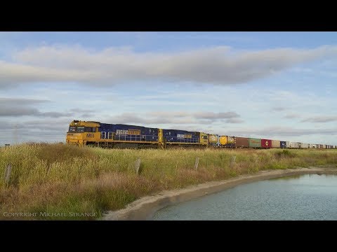 5MA5 Pacific National Container Train - PoathTV Australian Railways