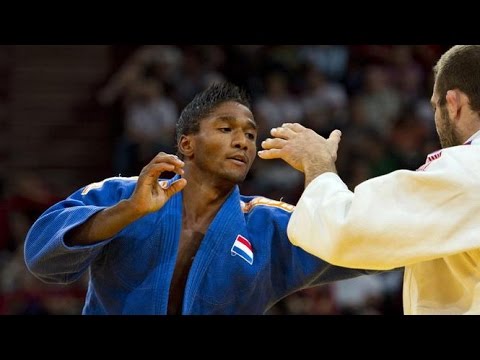 JUDO 2011 World Championships: Guillaume Elmont (NED) - Travis Stevens (USA)