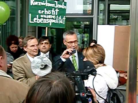 Klopfen Gelenke Schmerzen im Bauch- und Rückenbereich