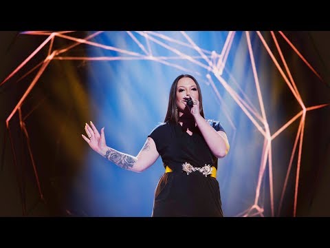 Olivia Åhs sjunger Water under the bridge i Idol 2017 - Idol Sverige (TV4)