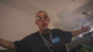 Agua De Grifo Lyrics English Translation