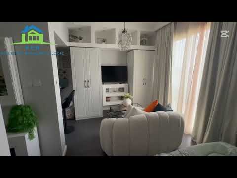 Property video thumbnail