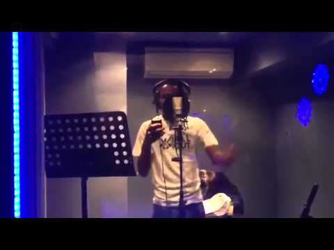 Bellzey In the studio