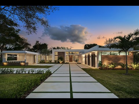 Stunning 2022 Modern Estate | 6830 SW 104th St, Pinecrest | Michael Martinez | ONE Sotheby's