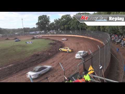 Production Sedans: Kristin Walker Crashes - Kingaroy Speedway
