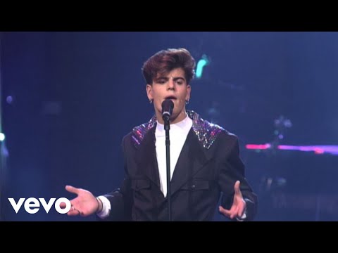 New Kids On The Block - Valentine Girl (Official Live)