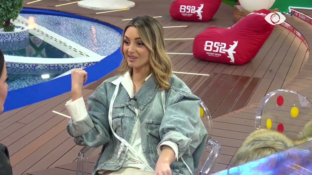 Sa bukur jam lyer/ Baby G dhe Ina bisedojnë për Brikenën: Do të kapi ndonjë reklamë aty jashtë!