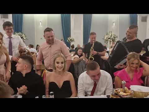 Szalony jedze z tematem 🥰🥰🥰🤣🤣🤣 takiego wesela jeszcze nie było 🤣