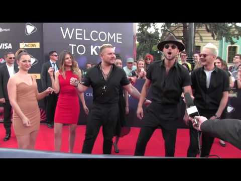 ESCKAZ in Kyiv: Sunstroke Project (Moldova) singing on the Red Carpet