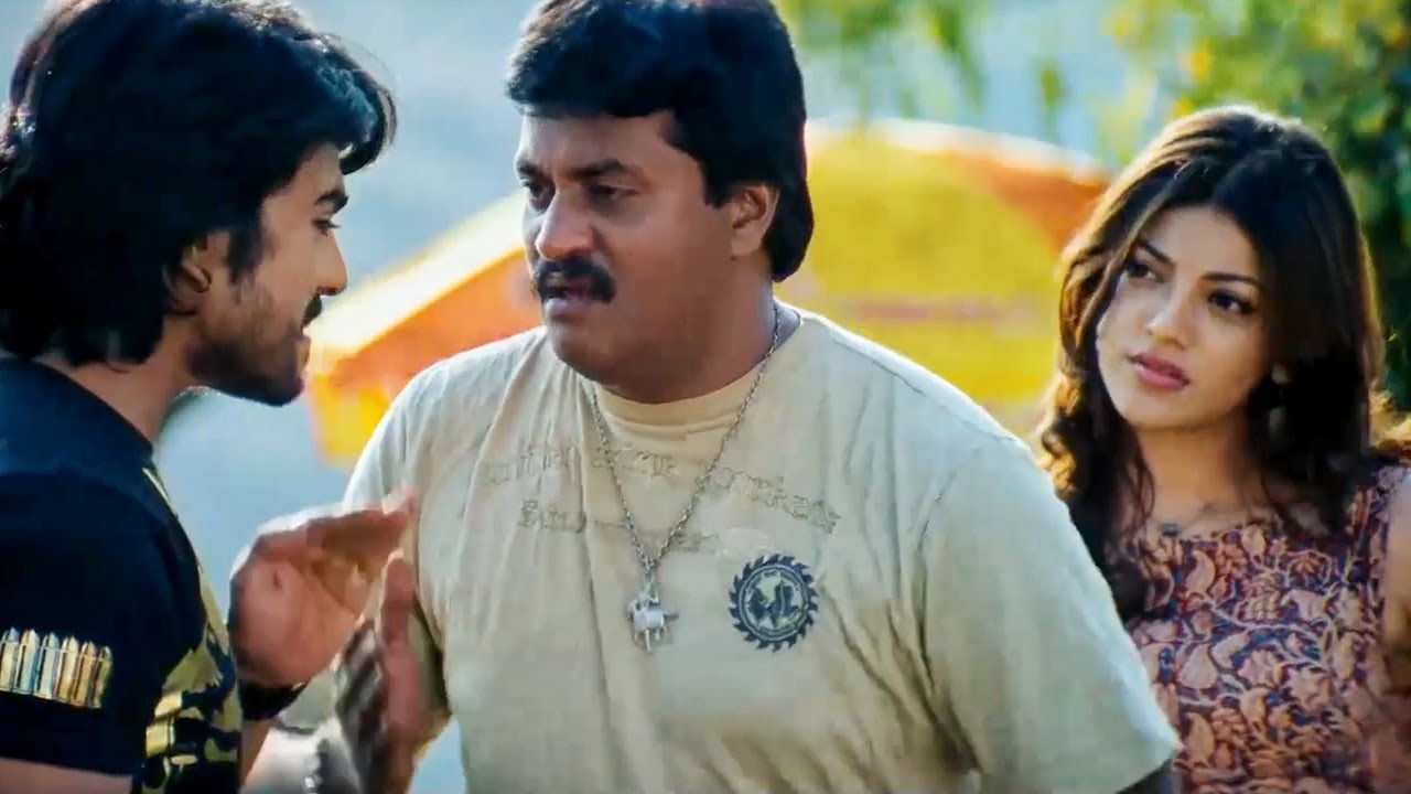 काजल अग्रवाल सुनील को कह रही है लड़कियों से बात करने क