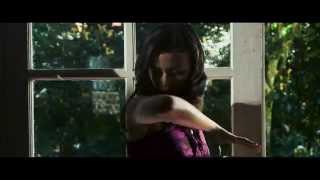 Official Trailer Horror House (2015)