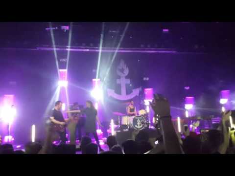 Madsen - So cool bist du nicht [Live im FZW Dortmund] (feat. Lisa Who)