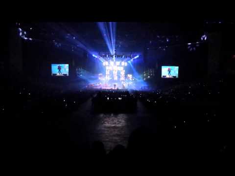 Caramel - Vízió @ Aréna 2013 LIVE - Jelenés