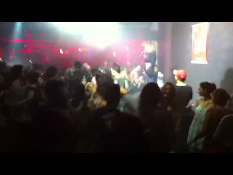 Loalwa Braz (Kaoma) na NewLaje- Chorando se foi