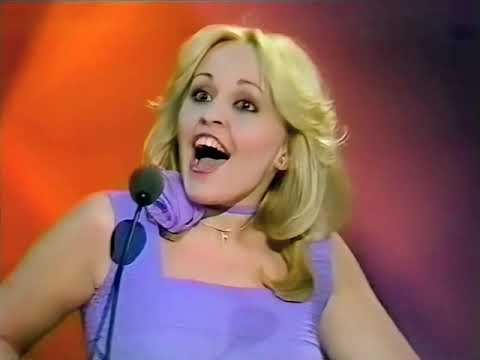 1977 Greece: Pascalis, Marianna, Robert and Bessy - Mathima solfege (5th place at ESC in London)