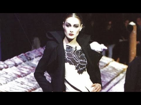 John Galliano Fall/Winter 1995  (full show)