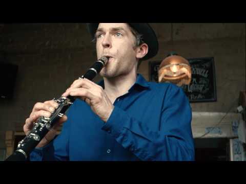 Frog and Henry - San