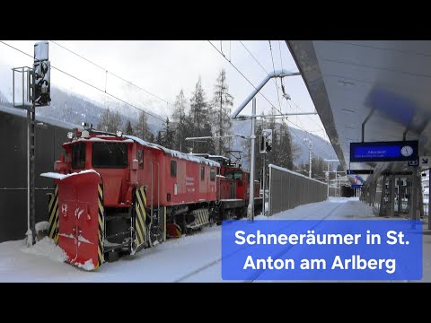 ❄️Schneeräumer in St. Anton am Arlberg m. Rh1063, staubender Güterzug, WESTbahn & Railjet