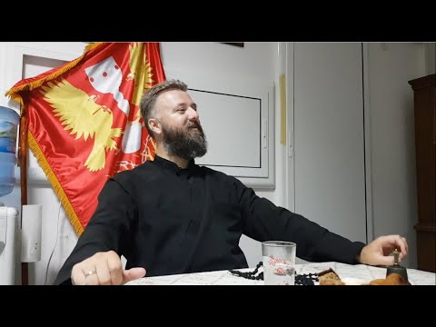 Сеци попу плећку!