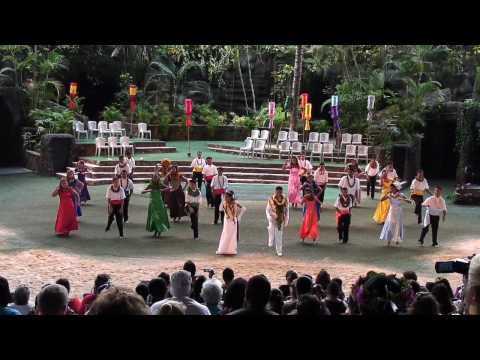 Laie Elementary School May Day 2010: Royal Court