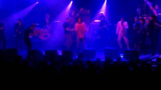 Kyteman's HipHop Orkest - She blew like trumpets (live @ Vlaams Reuzen Hollandse Leeuwen @ 013)
