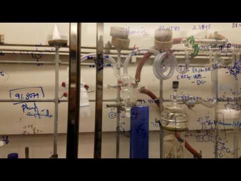 Tour through a Yale Chemistry Lab
