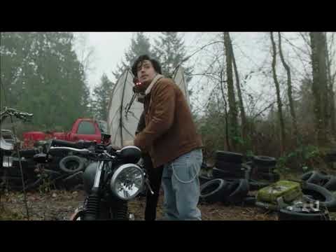 Riverdale 5x09 Jughead takes Betty to meet Old Man Dreyfus and asking about missing Girls and Polly.