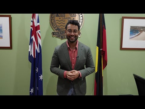 Randwick Mayor Dylan Parker hangs up the Mayoral chains