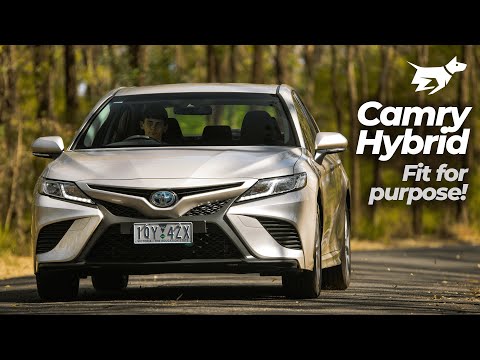 Toyota Camry Hybrid 2020 review | Chasing Cars