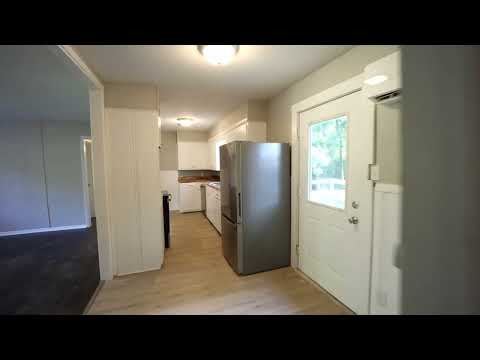 FREE MONTH RENT! Freshly Updated 3 Bedroom House property video