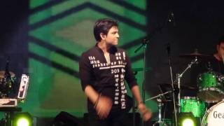Dil Cheez Tujhe Dedi | Airlift | Ankit Tiwari Live Performance | Bollywood Lineup