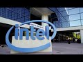 Intel leads chip stock selloff after bleak outlook