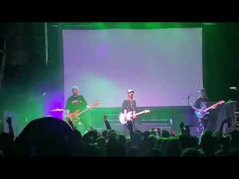 Stand Atlantic - Hate Me (Sometimes) Live Denver 2023