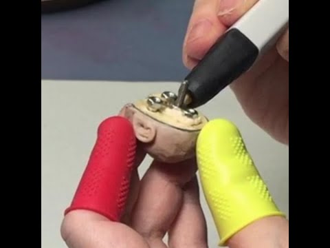 0063 Thomas Stop Motion Puppet - 3D Printing Face Replacement Hardware Plates - MOREZMORE