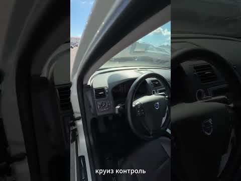 фото volvo v50 i рестайлинг 0