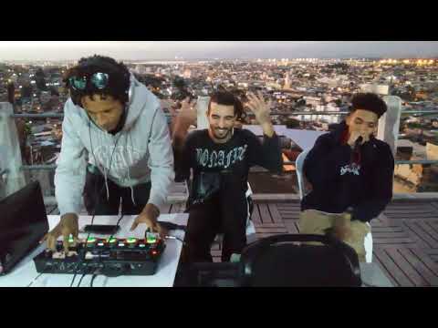 Allan Freestyle e Neo fazendo freestyle loopstation beatbox BOSSRC505