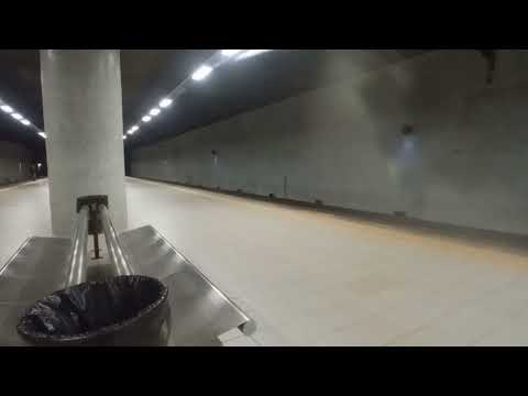 Comboio atrasado, para deixar o AP124 passar......