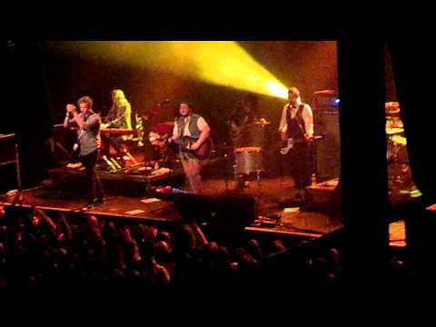 Of Monsters and Men Live - Yellow Light - First  Ave, Minneapolis 12/18 Final Encore